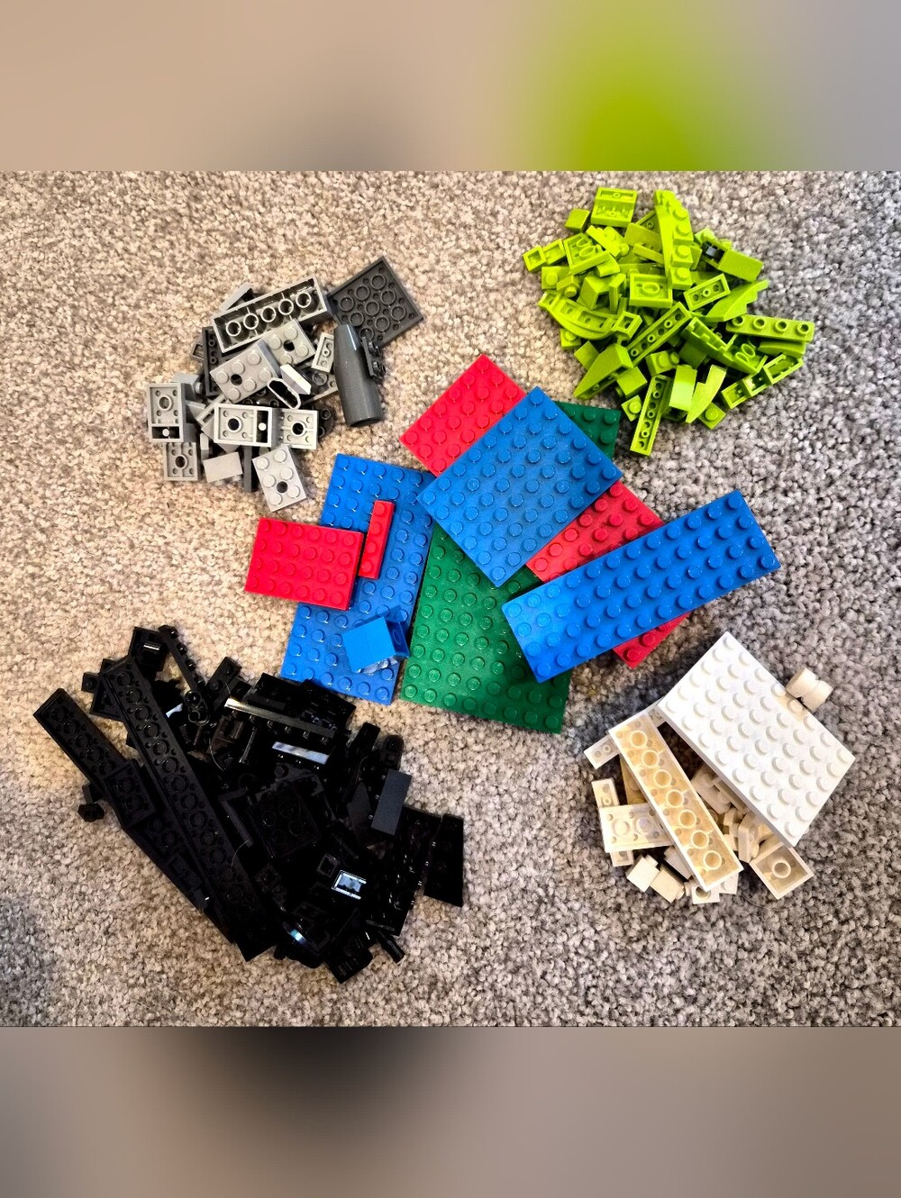 Lot Of Lego Circa 300-400 Pieces. All In Great Condition.